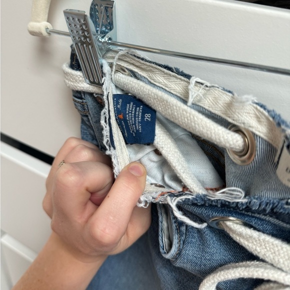 PRINCIPLE DENIM The Castaway Jeans In Holiday Raw Edge Denim Size 28 - Picture 6 of 10